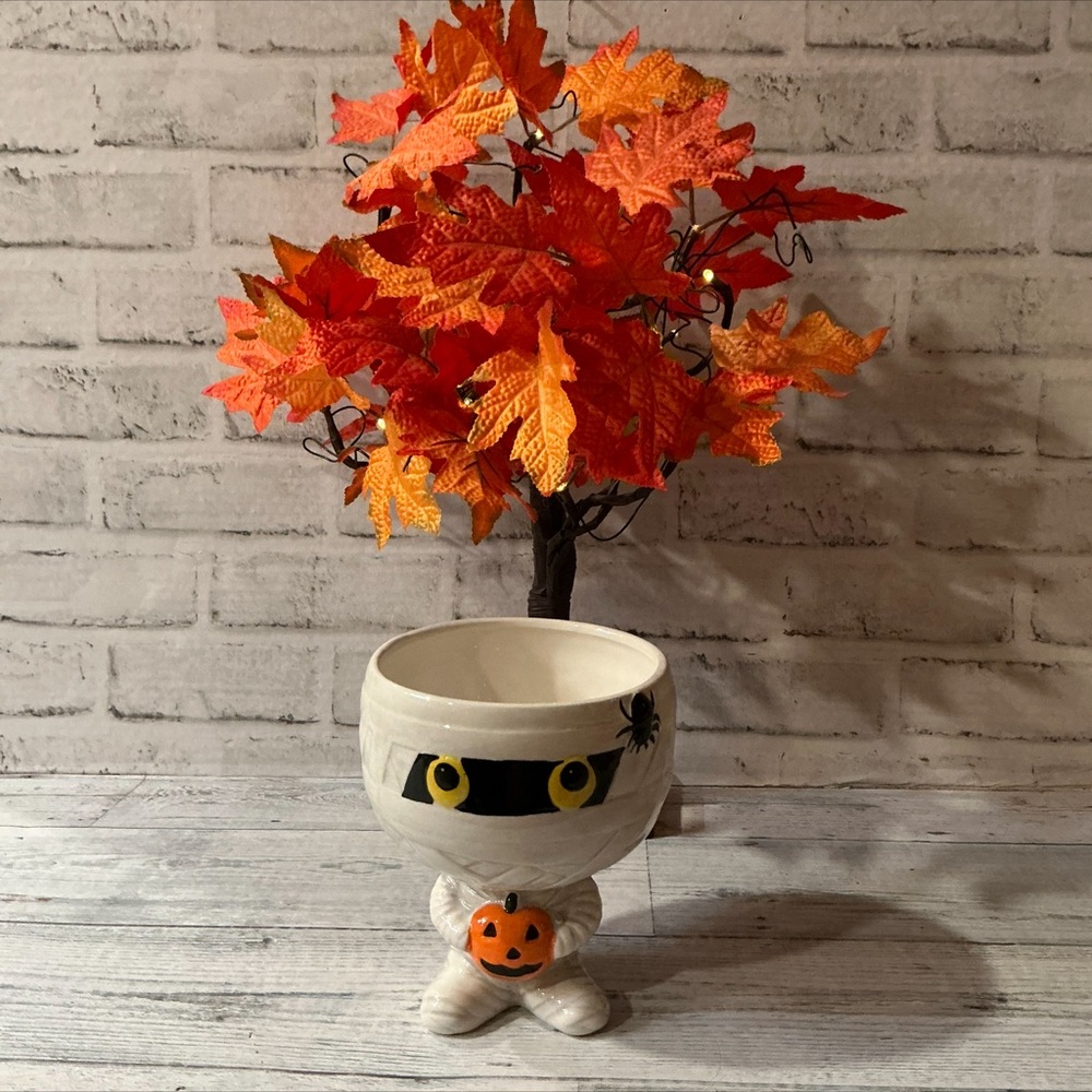 MAXCERA Ceramic Mummy Figure Candy Bowl